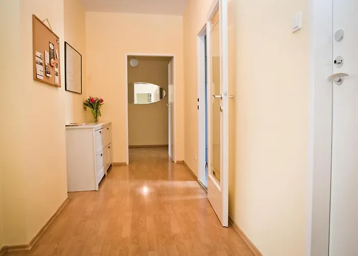 Cottage Apartment Apartament *